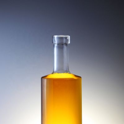 750 мл водка стеклянная бутылка с пробкой и уникальной цилиндрической формы в уникальном дизайне