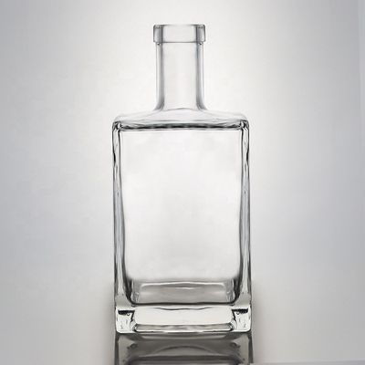 Приемлемый логотип клиента Стеклянный квадратный Super Flint 500ml 700ml 750ml Бутылка для джина