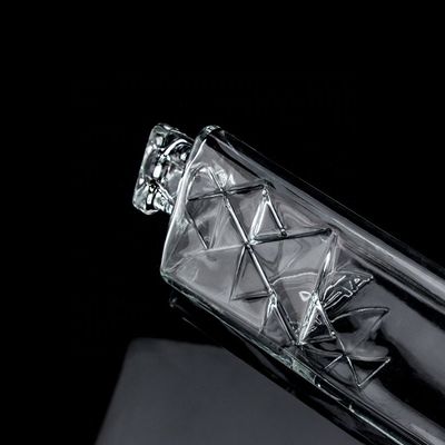 750 мл Круглый Фанси Супер Клинт Треугольная Пирамида Стеклянная Бутылка с Корковым Логотипом