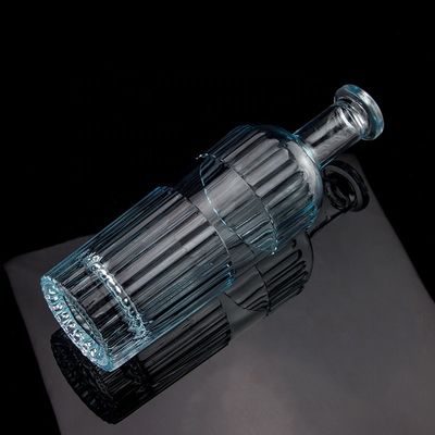 Красиво светло-голубой 750 мл 75cl Вертикальные полоски бутылка водки с крышкой из прозрачного стекла
