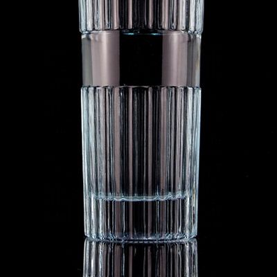 Красиво светло-голубой 750 мл 75cl Вертикальные полоски бутылка водки с крышкой из прозрачного стекла