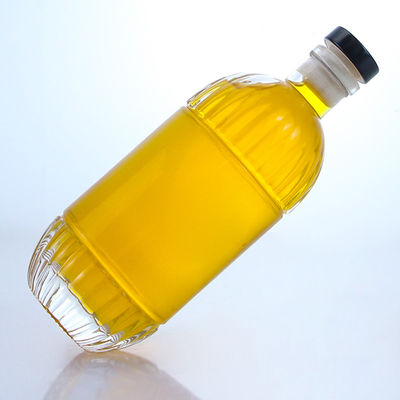 Стеклянная бутылка для промышленных напитков с рельефной конструкцией и корковой круглой формой