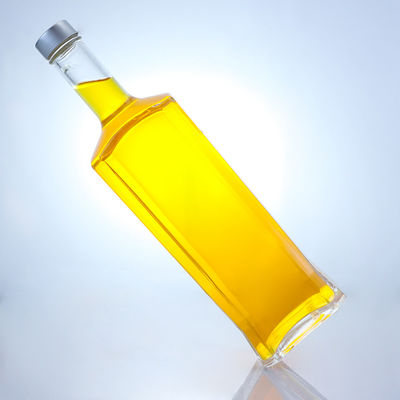 Стеклянная бутылка для рома, водки, виски, текилы и джина