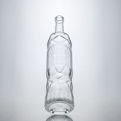 Высокопрочная стеклянная бутылка с рельефным рисунком и пробкой