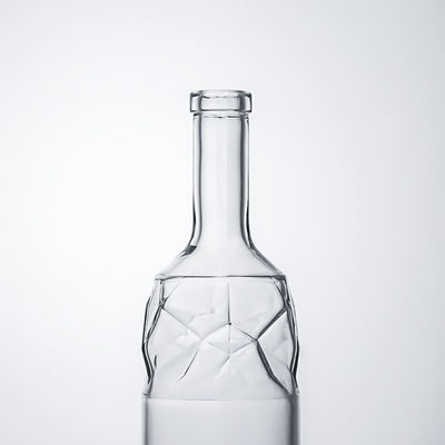 Высокопрочная стеклянная бутылка с рельефным рисунком и пробкой