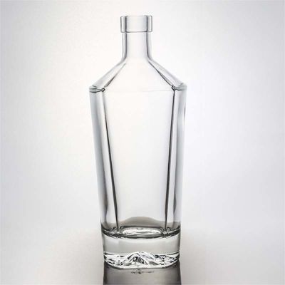 Стеклянная бутылка для виски, джина, рома, водки, 500 мл.