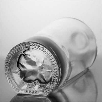 Стеклянная бутылка для виски, джина, рома, водки, 500 мл.