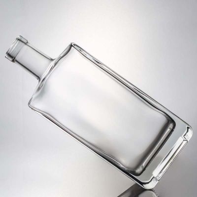 Материал ошейника Стекло 700 мл Квадратная бутылка из стекла Super Flint для водки, джина, рома и виски