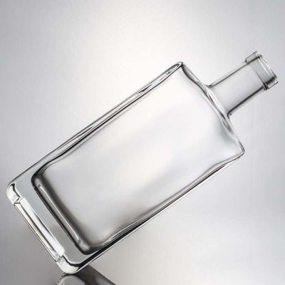 Материал ошейника Стекло 700 мл Квадратная бутылка из стекла Super Flint для водки, джина, рома и виски