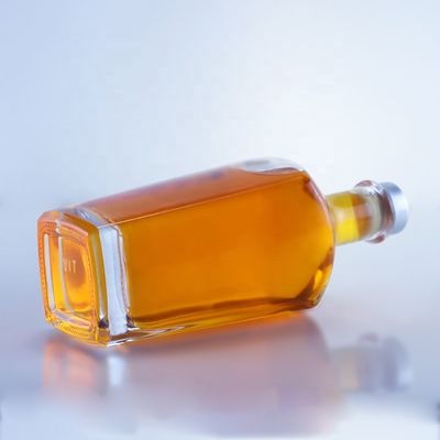 750 мл прозрачная лакированная бутылка из стекла для уникального жидкого виски водка ром текила