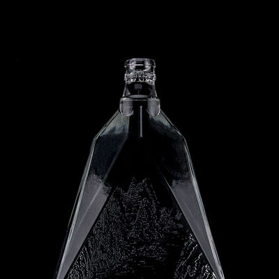 Густая, прозрачная стеклянная бутылка для джина, виски, рома, текилы и коньяка