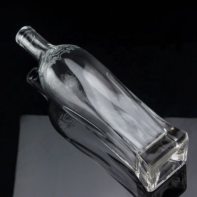 750 мл Super Flint Round Shoulder Square Based Rum Vodka Liquor Glass Bottle With Cork 750 мл Супер Флинт Круглое плечевое квадратное ромовое водка ликёрная стеклянная бутылка с пробкой