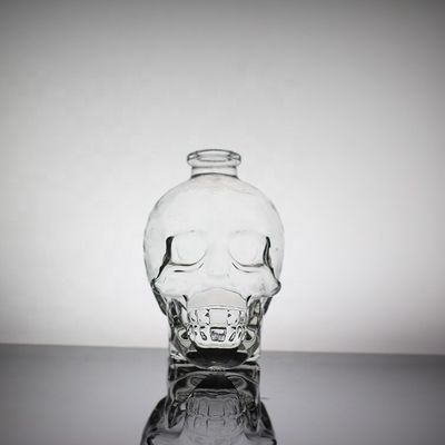 Изысканная бутылка для ликера для обработки поверхности